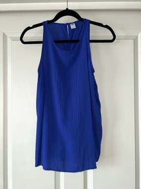 Old Navy Women's Blue Sleeveless High Neck Keyhole Tank Top Size Large